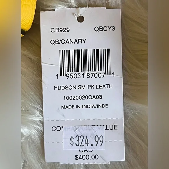 CB929 - Coach Hudson Small Pack - Picture 11 of 13